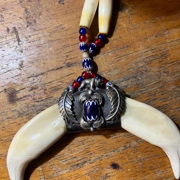 Antique native american silver bone, glass beads , tusk Necklace 12” - Picture 3 of 7